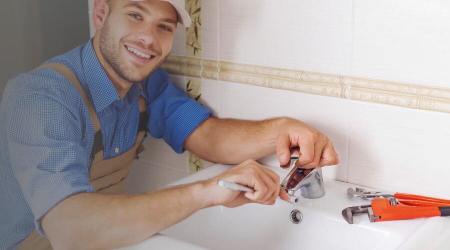 Professional clogged drains services in Hemlock, IN